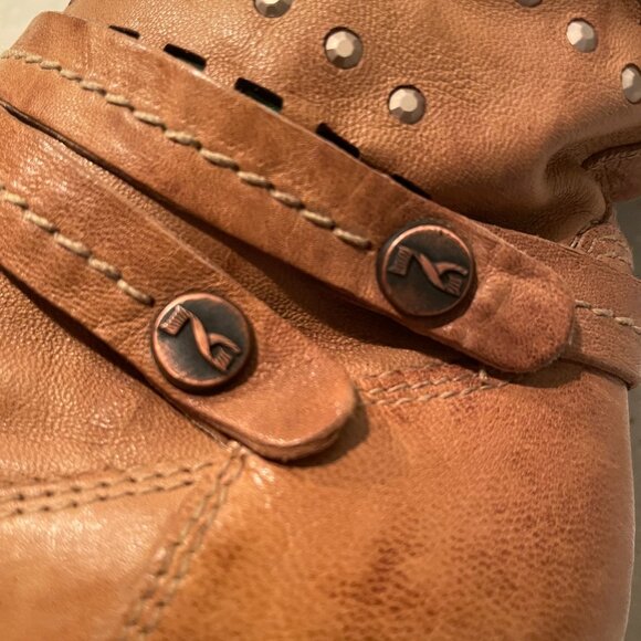 Vero Cuoio Midcalf Studded Detailed Genuine Leather Italian Boots - Picture 2 of 6